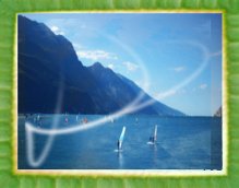 Die Region um den Gardasee ist ein wahres Paradies für Windsurfer. Dies dank dem bekannten Südwind, die „Ora“.