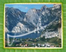 An dem Punkt wo der Fluss Sarca in den Gardasee mündet, neben der Ortschaft Torbole, befindet sich das Lido von Arco.